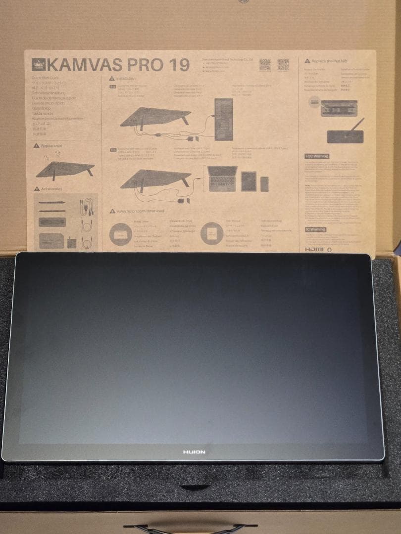 HUION KAMVAS PRO 19　4K液晶ペンタブレット