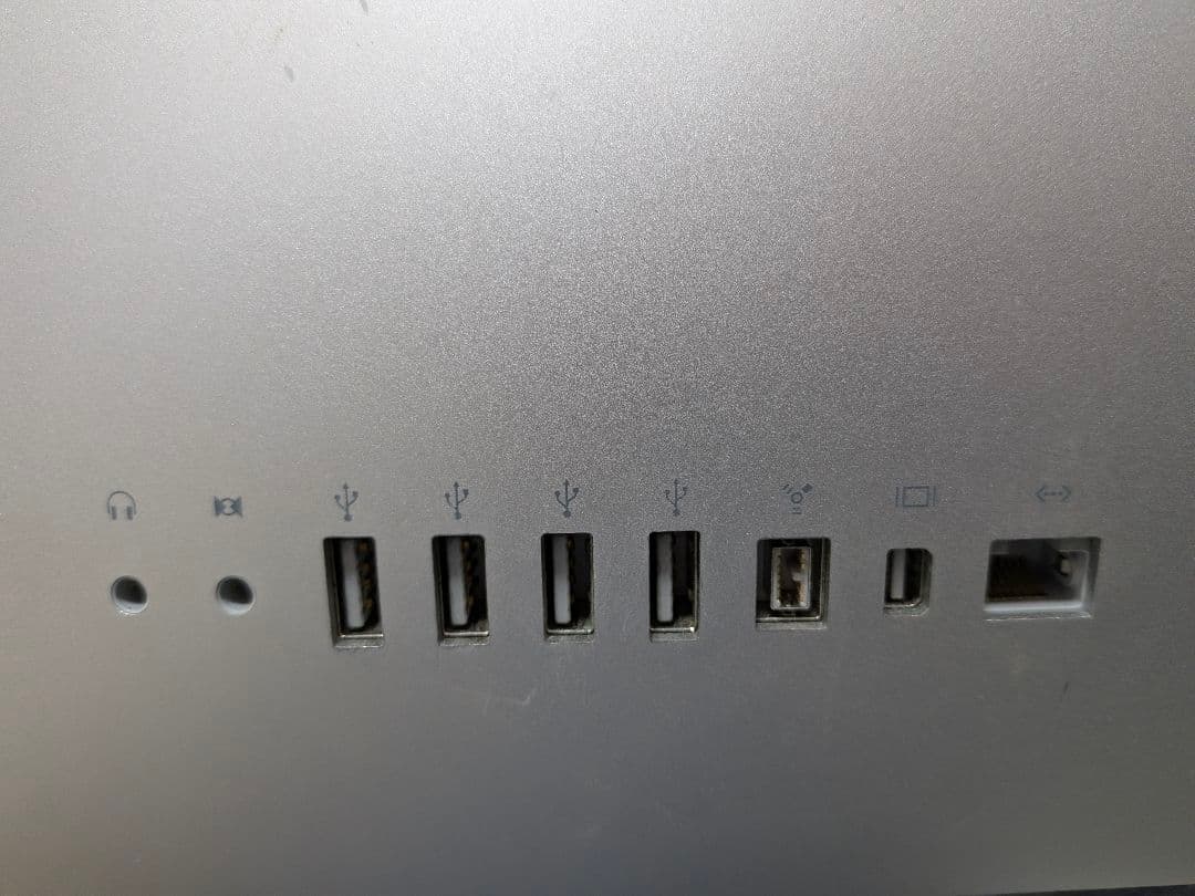 iMac 21.5インチ 動作確認済み