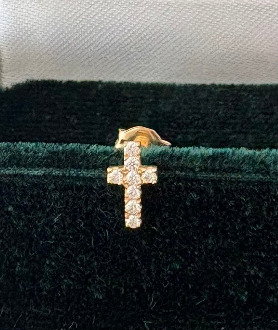 AHKAH クロスパヴェ ピアス　片耳