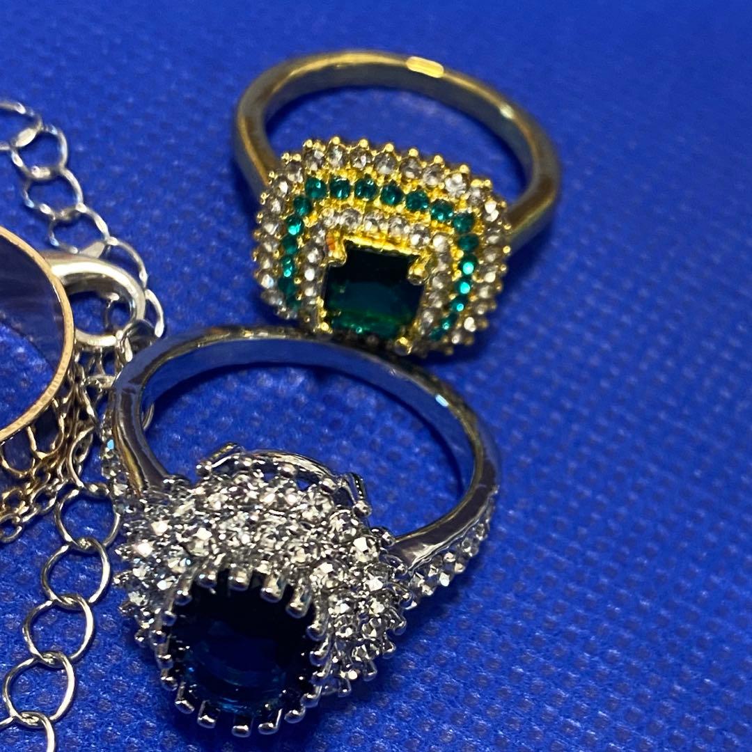 遺品整理/アクセサリー/まとめ売り/イミテーション/ピアス/指輪/カメオブローチ