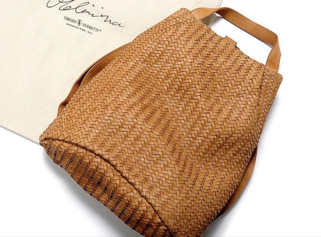 ティベリオフェレッティ　イントレチャート　バックパック　リュック　イタリア製