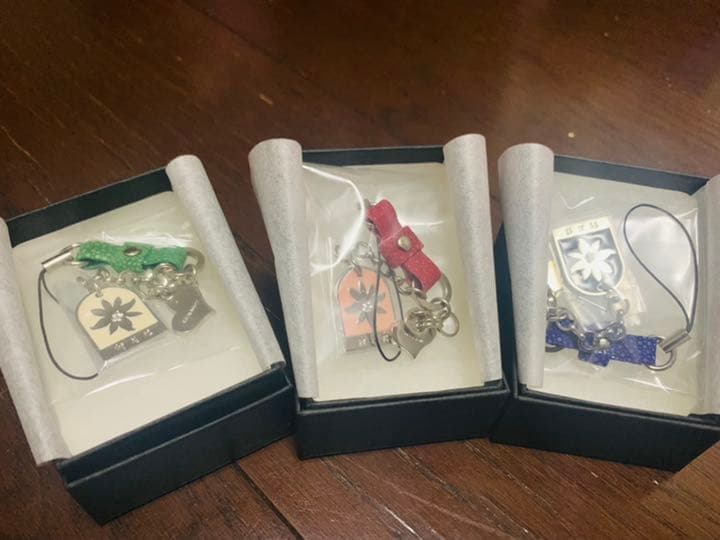 桂花楼 クロコ革風 ストラップ