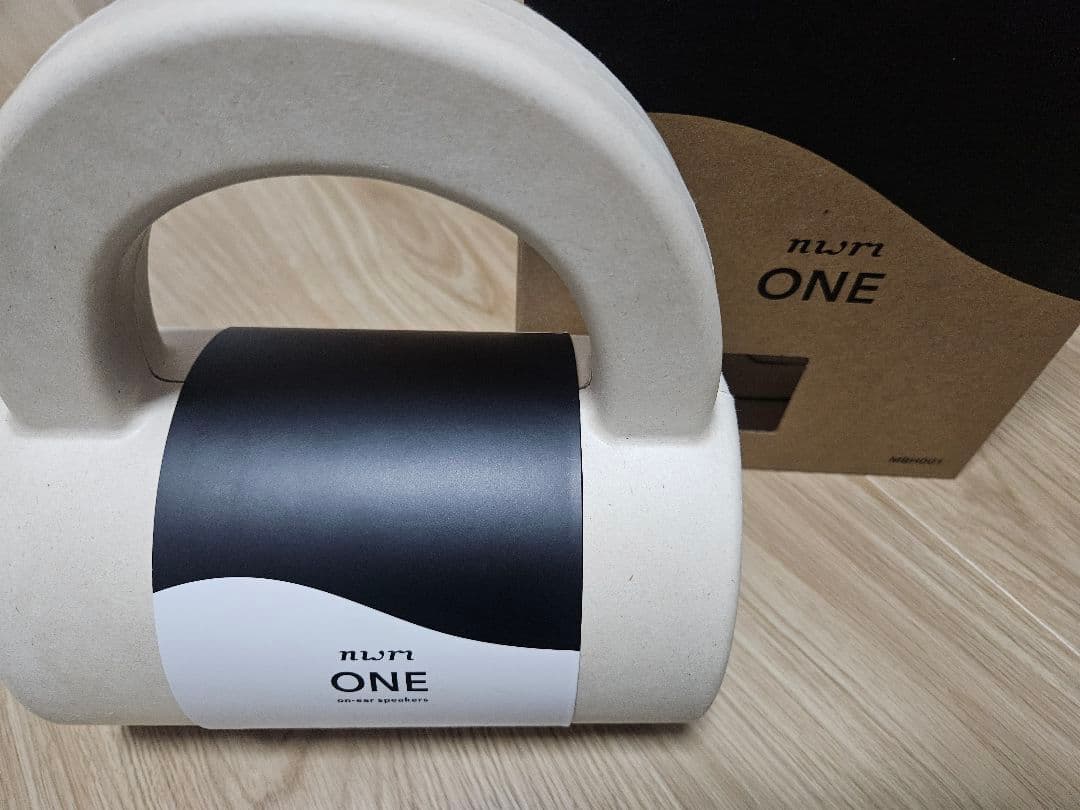ヘッドホン nwm ONE