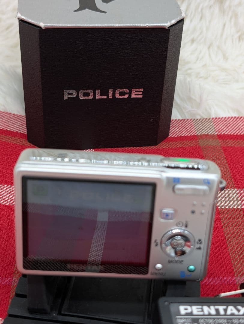 週末特価●美品PENTAX Optio S6 デジタルカメラ本体、充電器 可動品