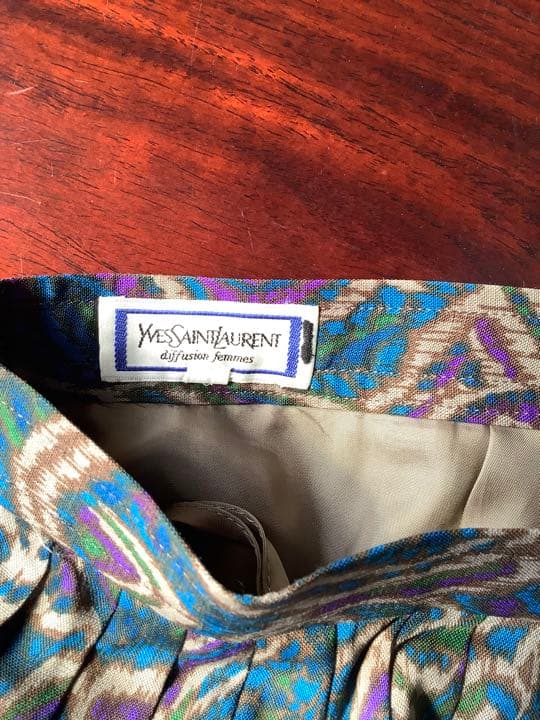 イヴサンローラン　スカートスーツ上下セットアップ