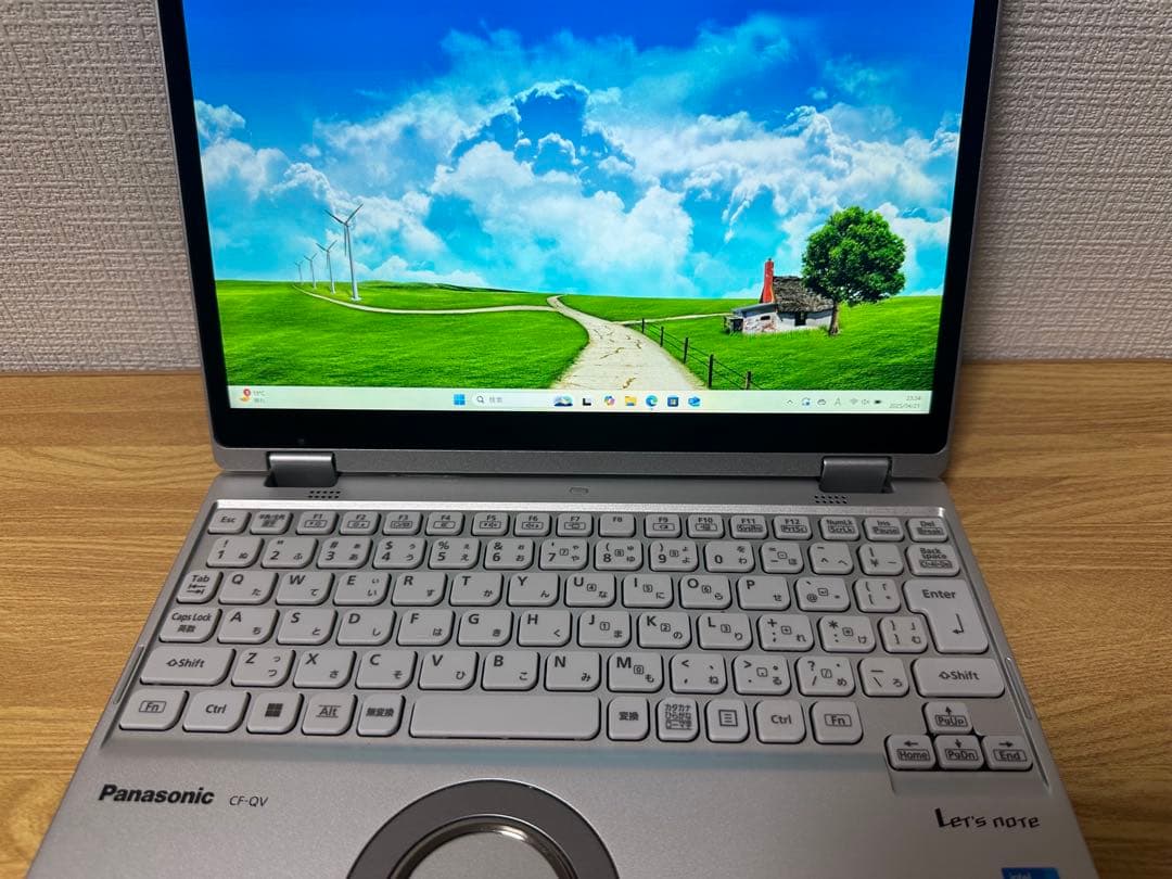 ビジネス向け　Panasonic CF-QV1 i5 gen 11,WQXGA+