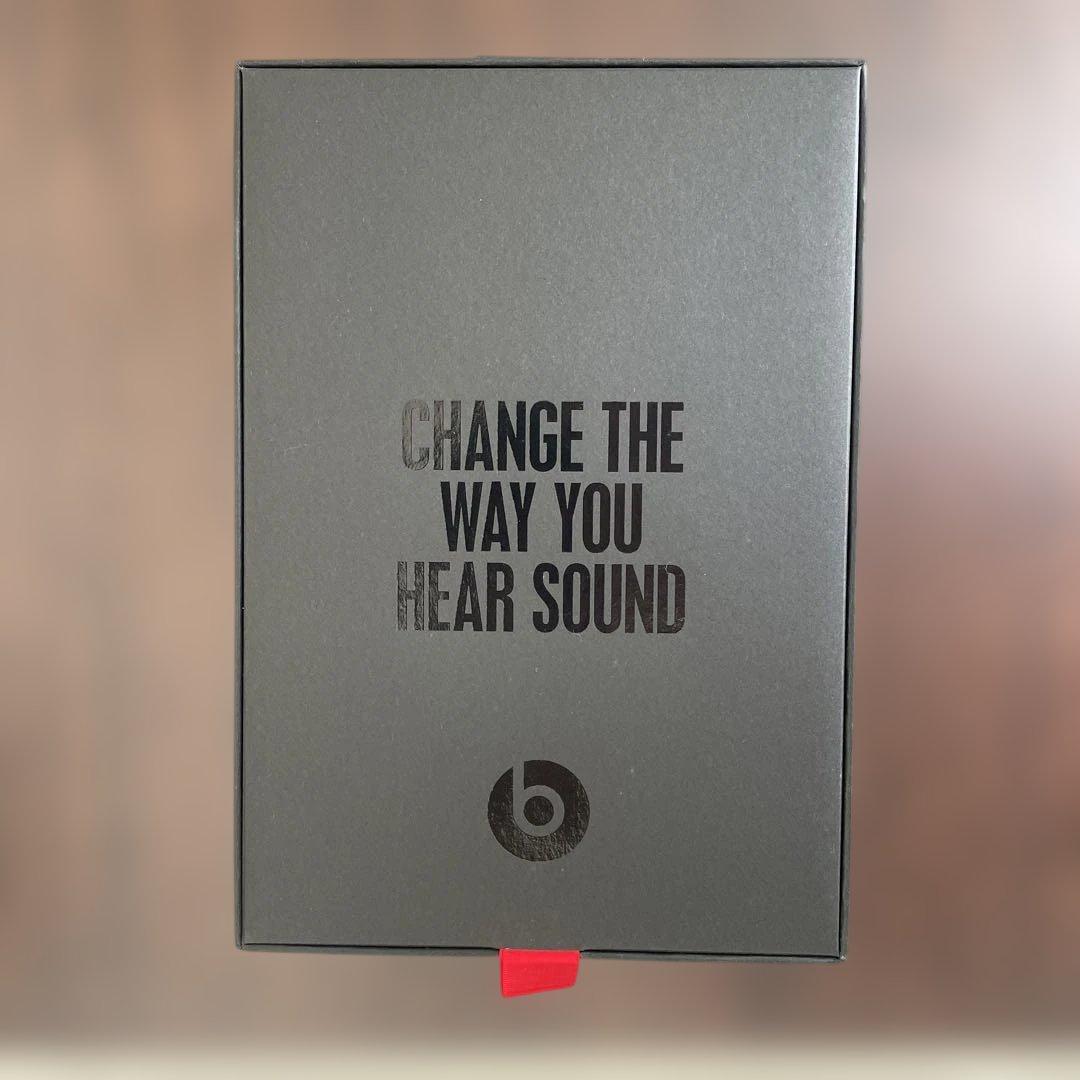 Beats Studio3 Wireless レッド