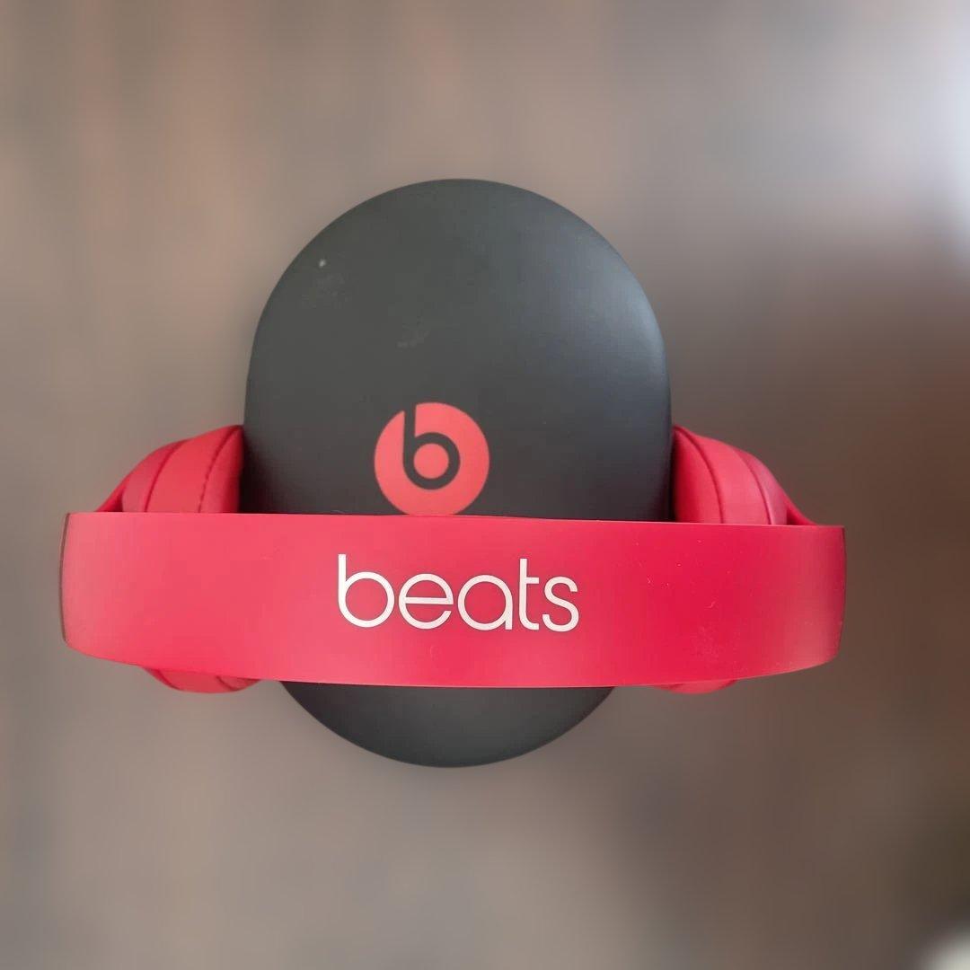 Beats Studio3 Wireless レッド