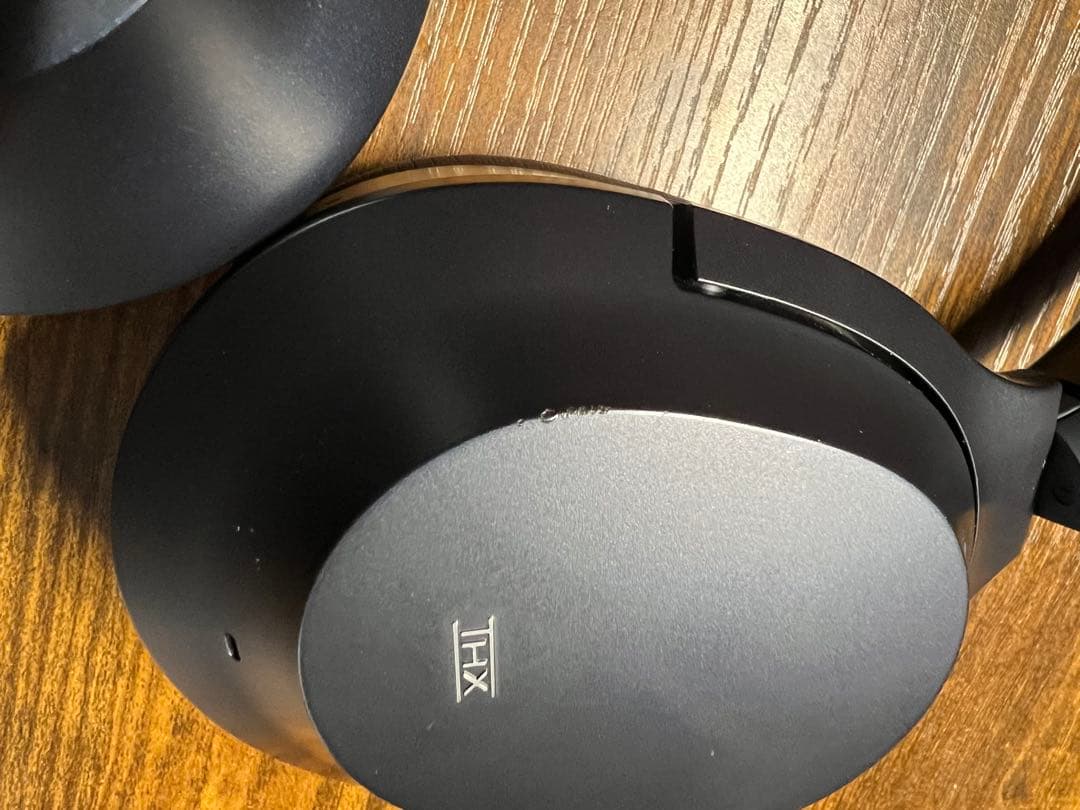 ヘッドホン Razer Opus