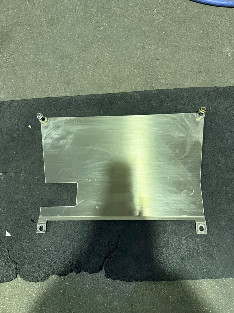 18クラウン オイルパンガード