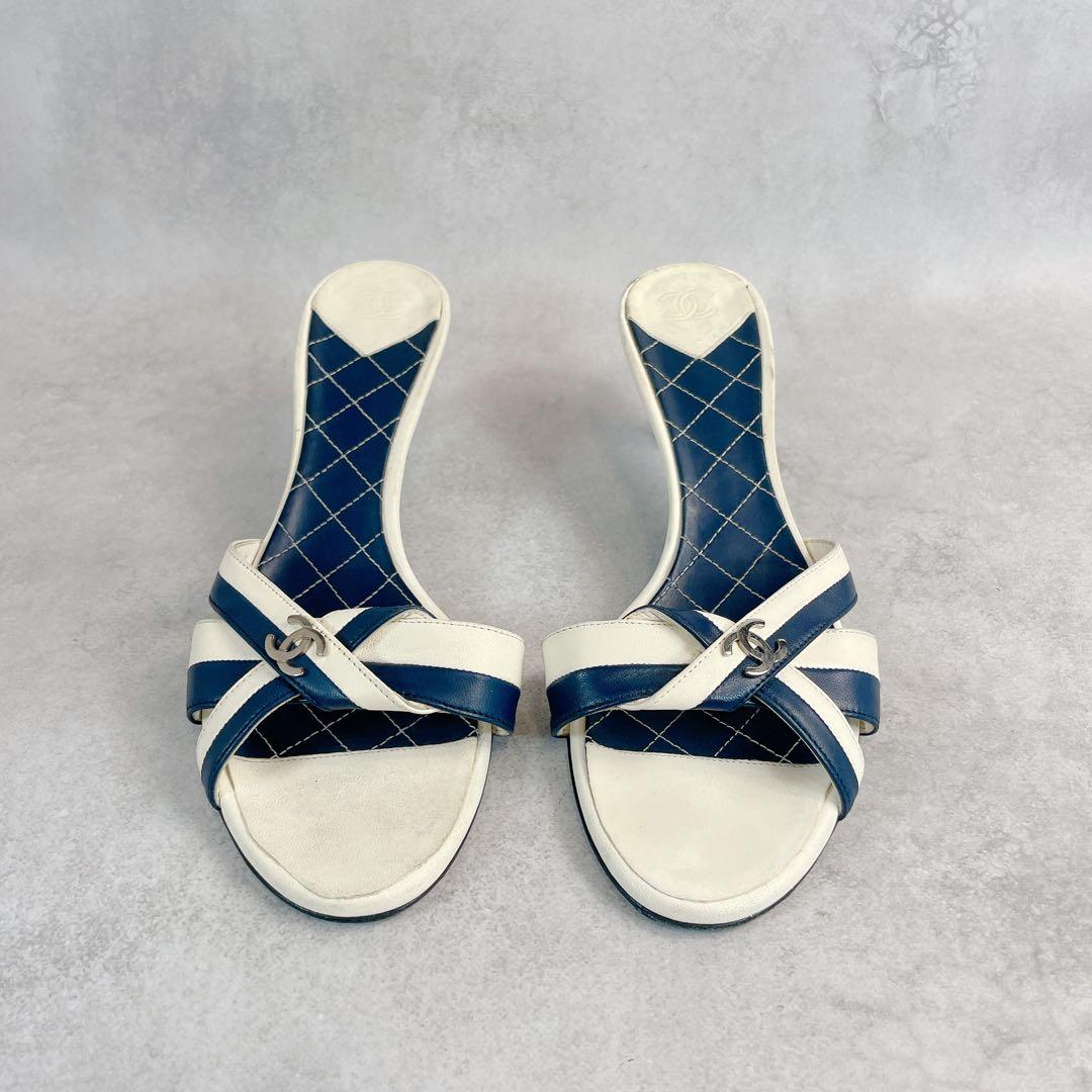 靴 Vintage Chanel Leather Sandals 38