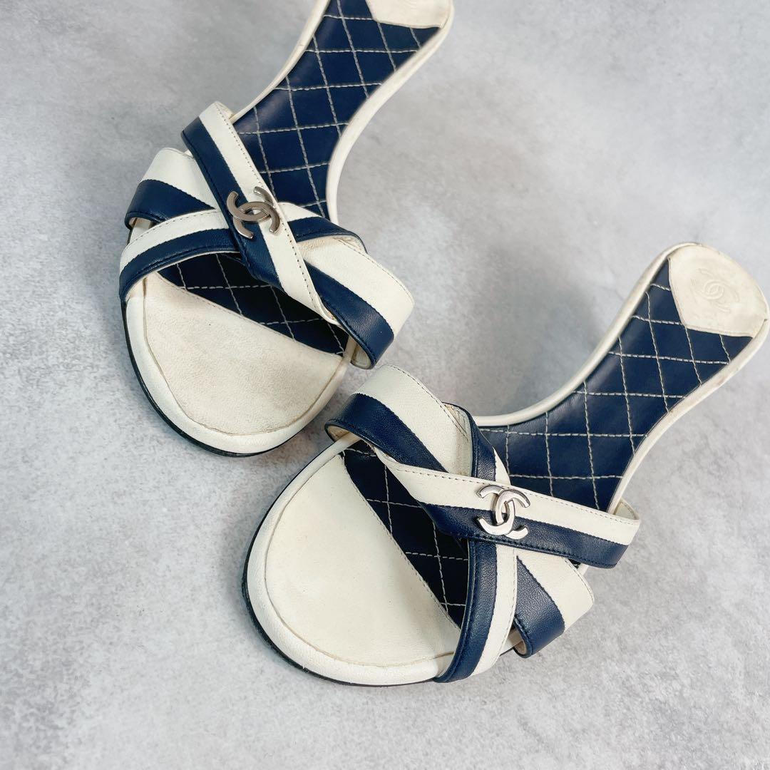 靴 Vintage Chanel Leather Sandals 38