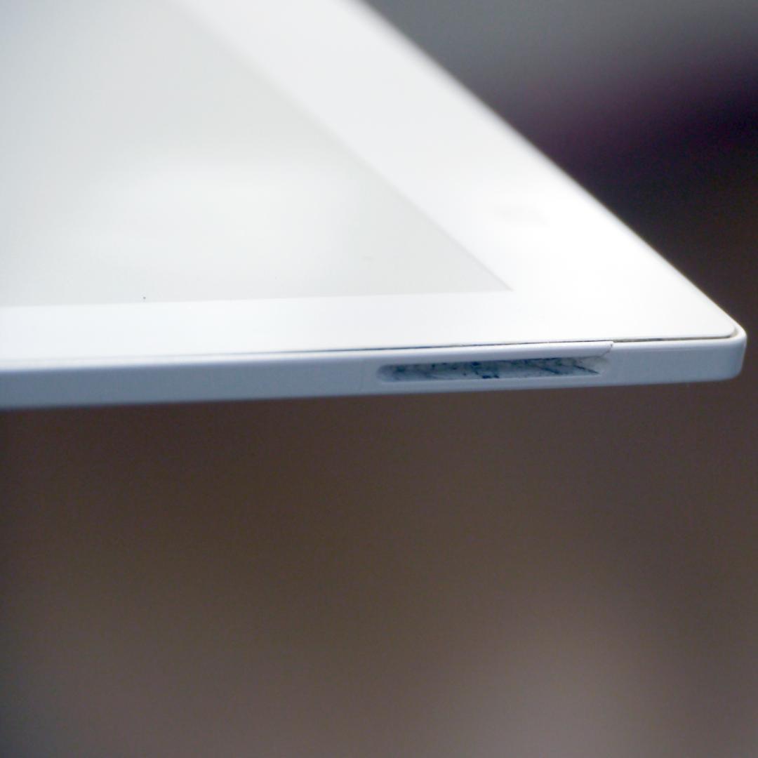 FUJITSU QUADERNO FMV-DPP03 A4版 第1世代