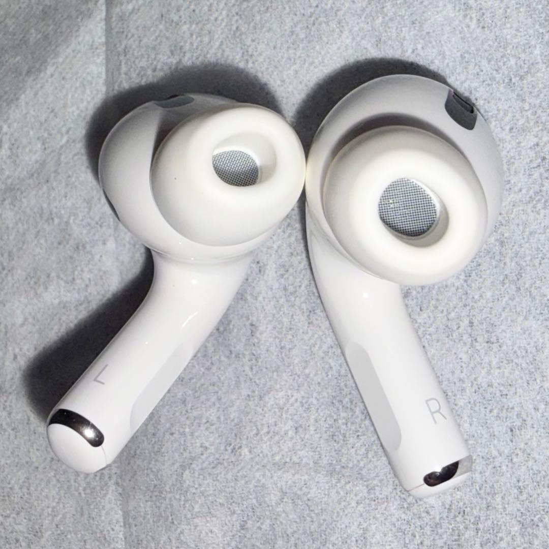 正規品　AirPods Pro ワイヤレス　ケースカバー付　本体　純正　第一世代