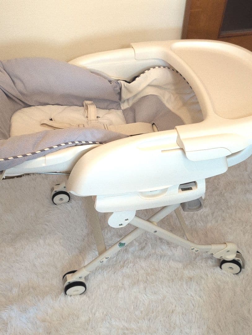 極美品 ♪【手動】Combi コンビ ネムリラ セサミグレー ハイローチェア♪