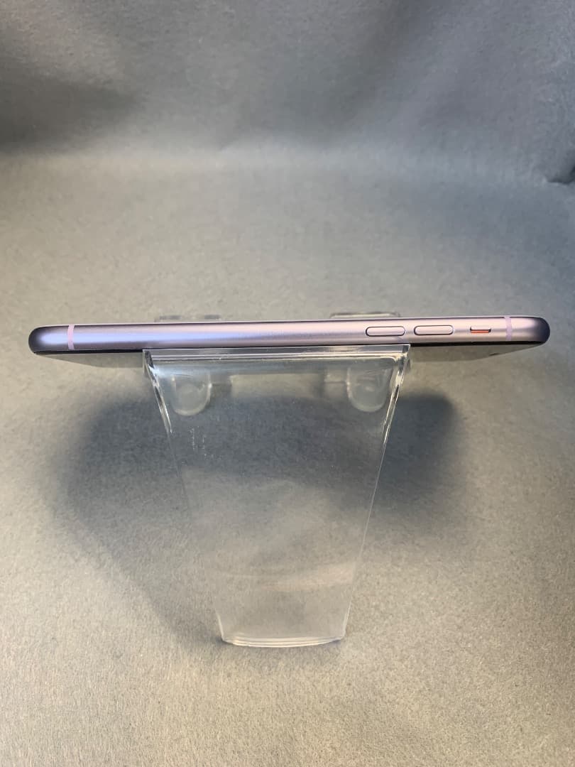 美品　国内版　SIMフリー　iPhone11 128GB パープル色