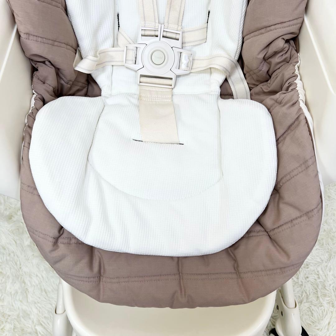 美品 Combi コンビ ネムリラ AT 電動 スイング 電動ハイローチェア