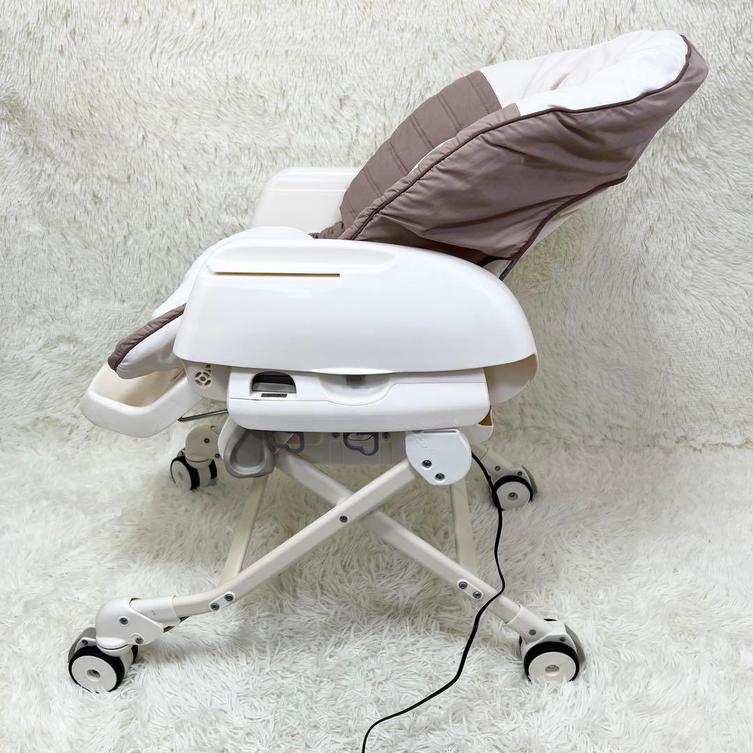 美品 Combi コンビ ネムリラ AT 電動 スイング 電動ハイローチェア