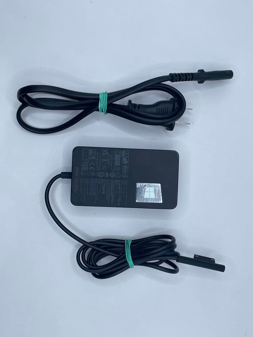 Surface Laptop 4 i7 (16GB / 256GB)中古品