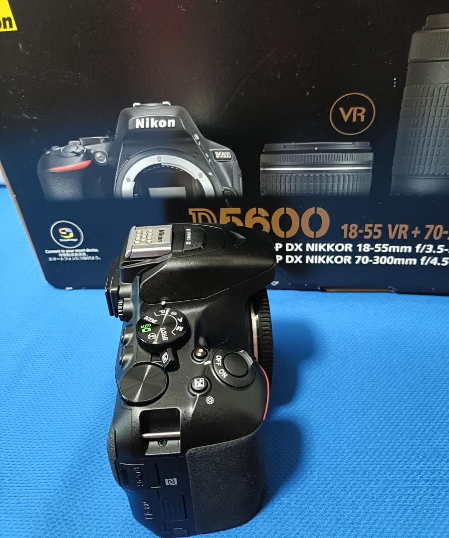 ’16年名機 nikon D5600 デジタル 新品同様 2496枚 64GB