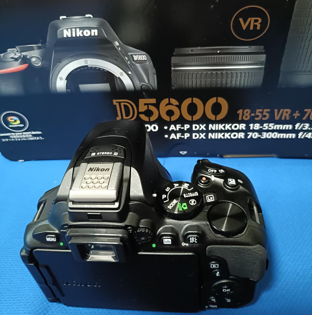 ’16年名機 nikon D5600 デジタル 新品同様 2496枚 64GB