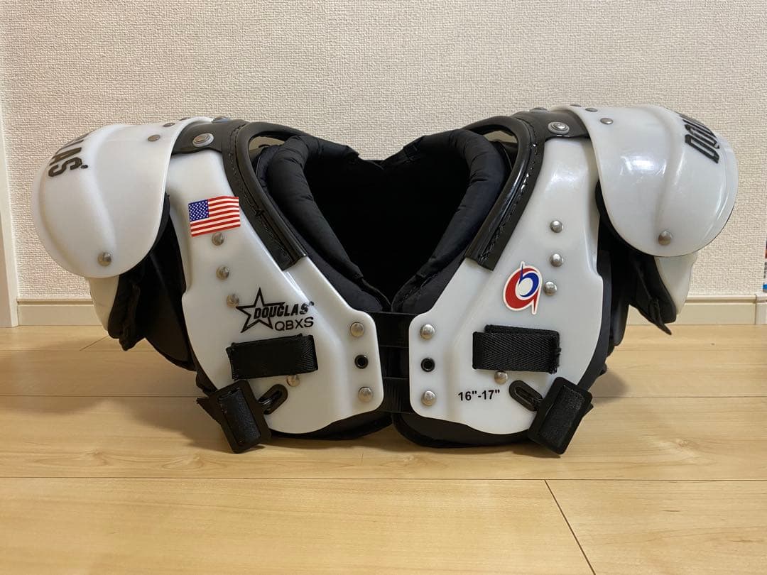 アメフト　ダグラス　ショルダー