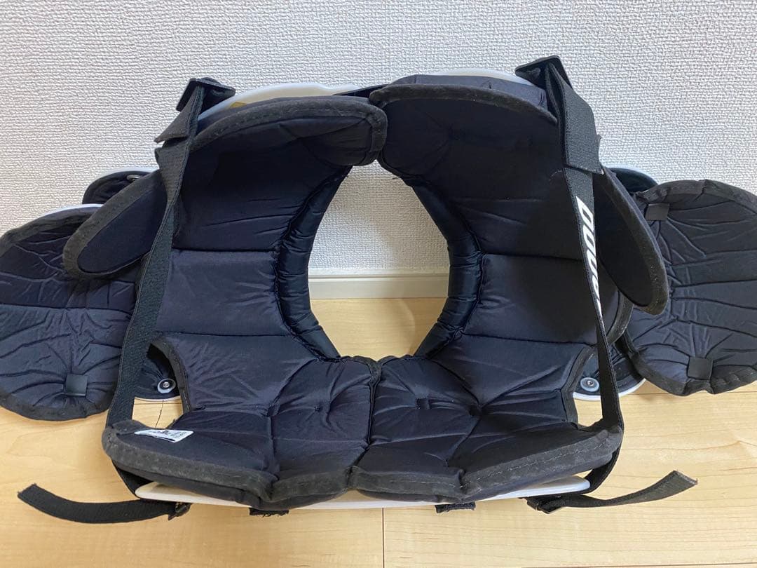 アメフト　ダグラス　ショルダー