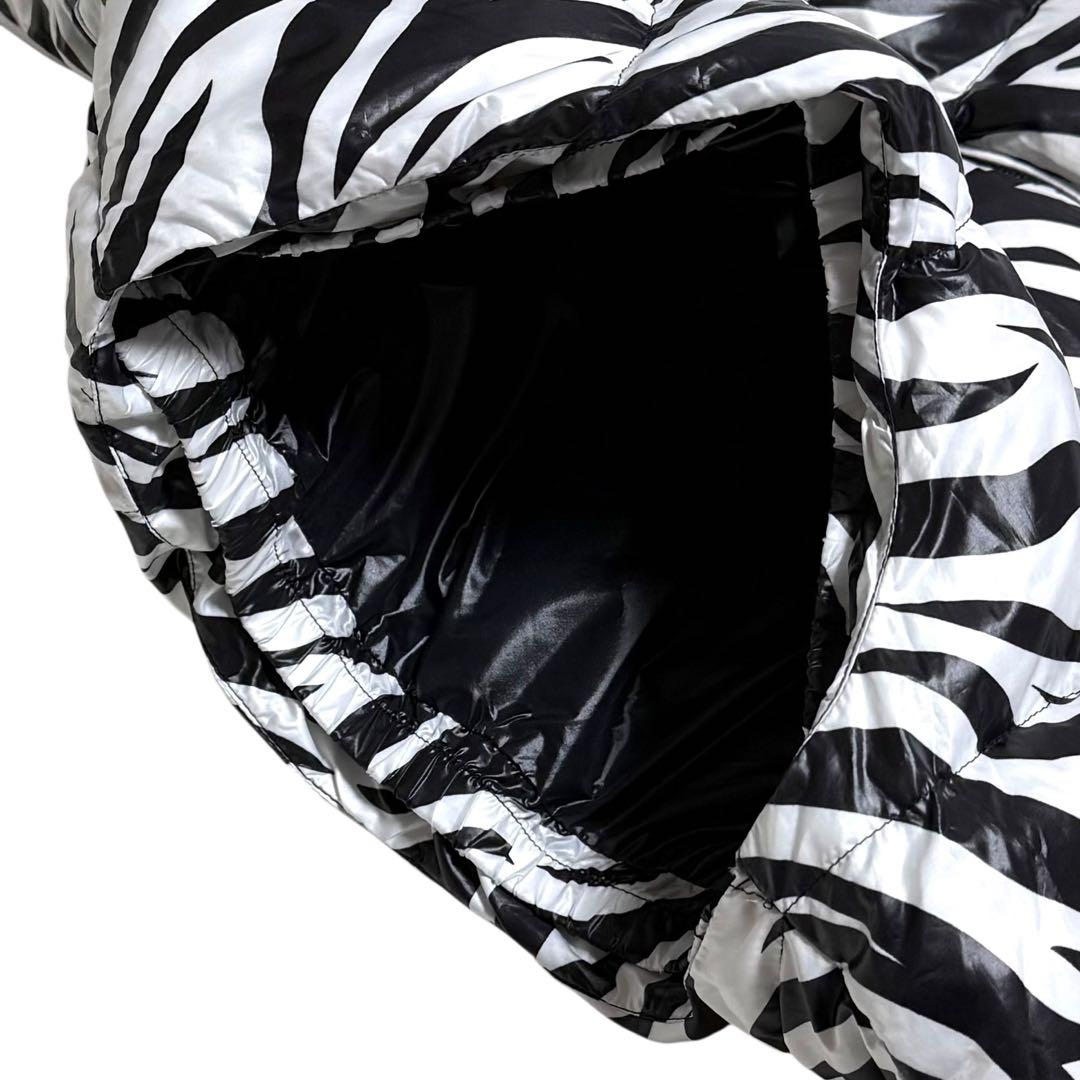 DUVETICA × HYDROGEN ダウンベスト ゼブラ柄 フード付き 50