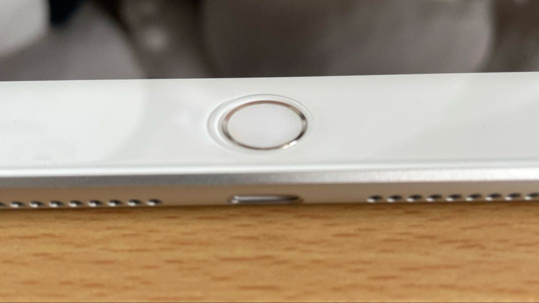 iPad本体 第7世代 32GB シルバー