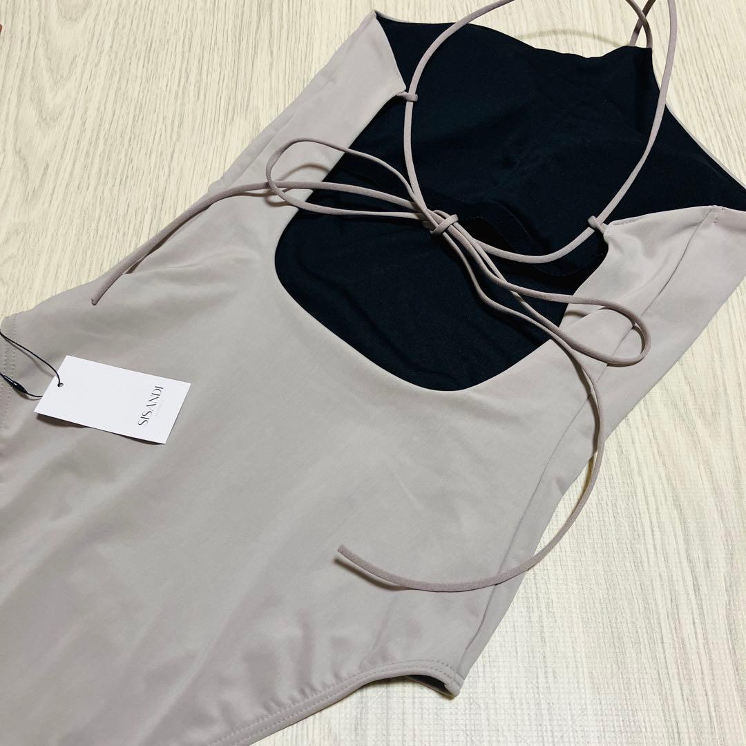 水晶 　SISANDI ワンピース　水着　ZAHA CLASSIC