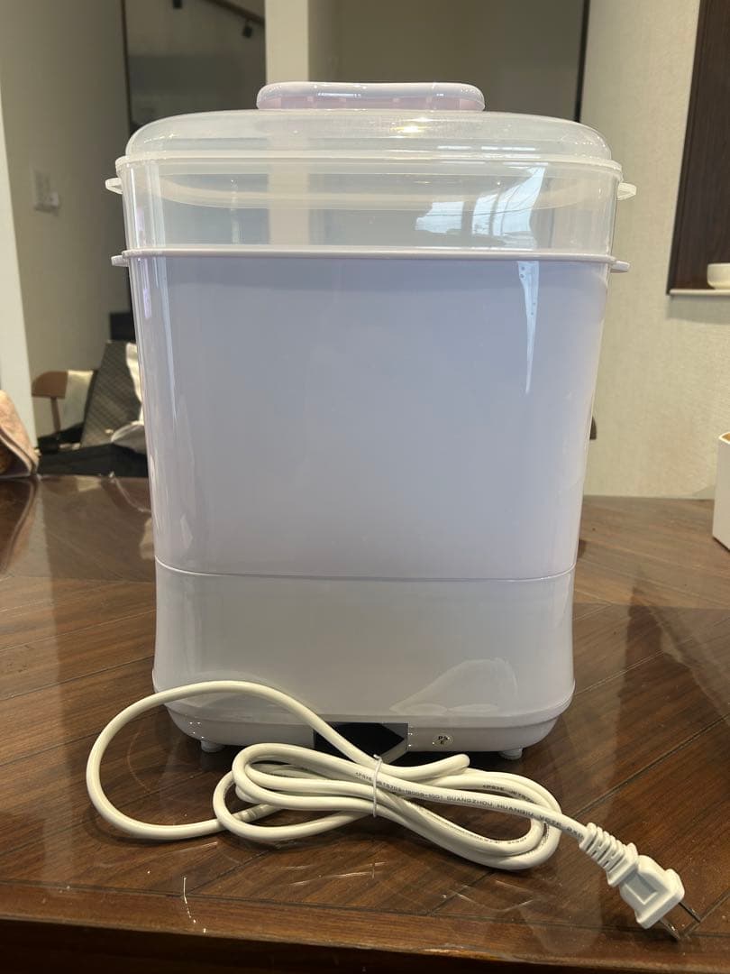 LARUTAN 哺乳びん用除菌乾燥機