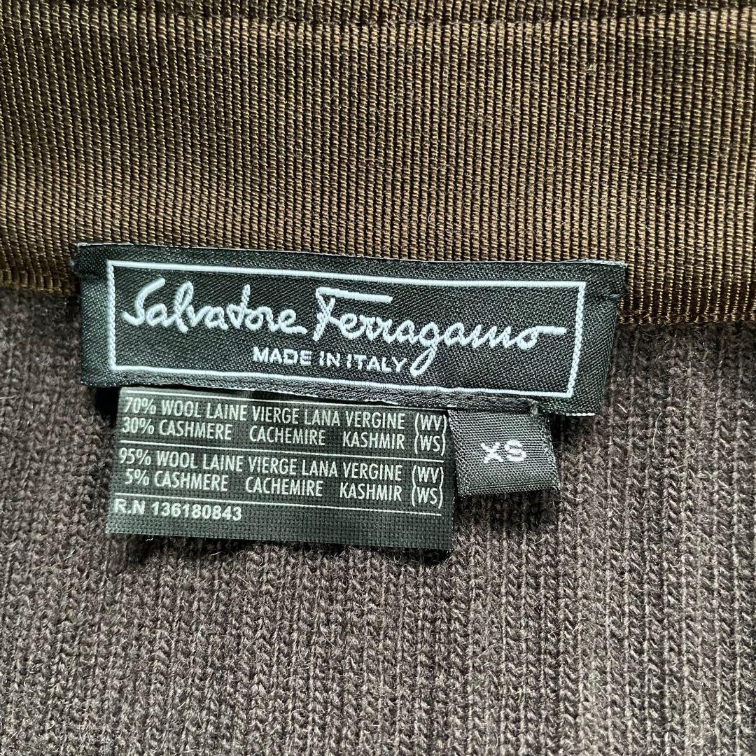 Salvatore Ferragamo ブラウンカシミヤ混スカートスーツ上下
