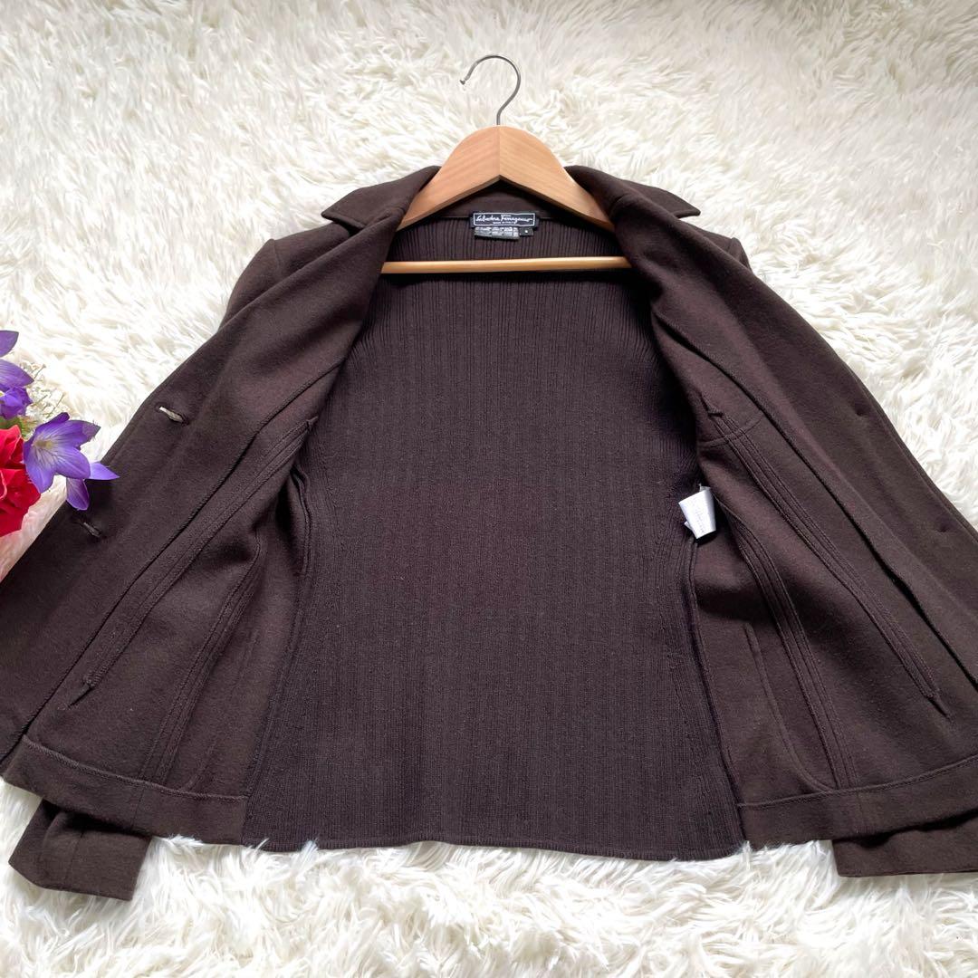 Salvatore Ferragamo ブラウンカシミヤ混スカートスーツ上下