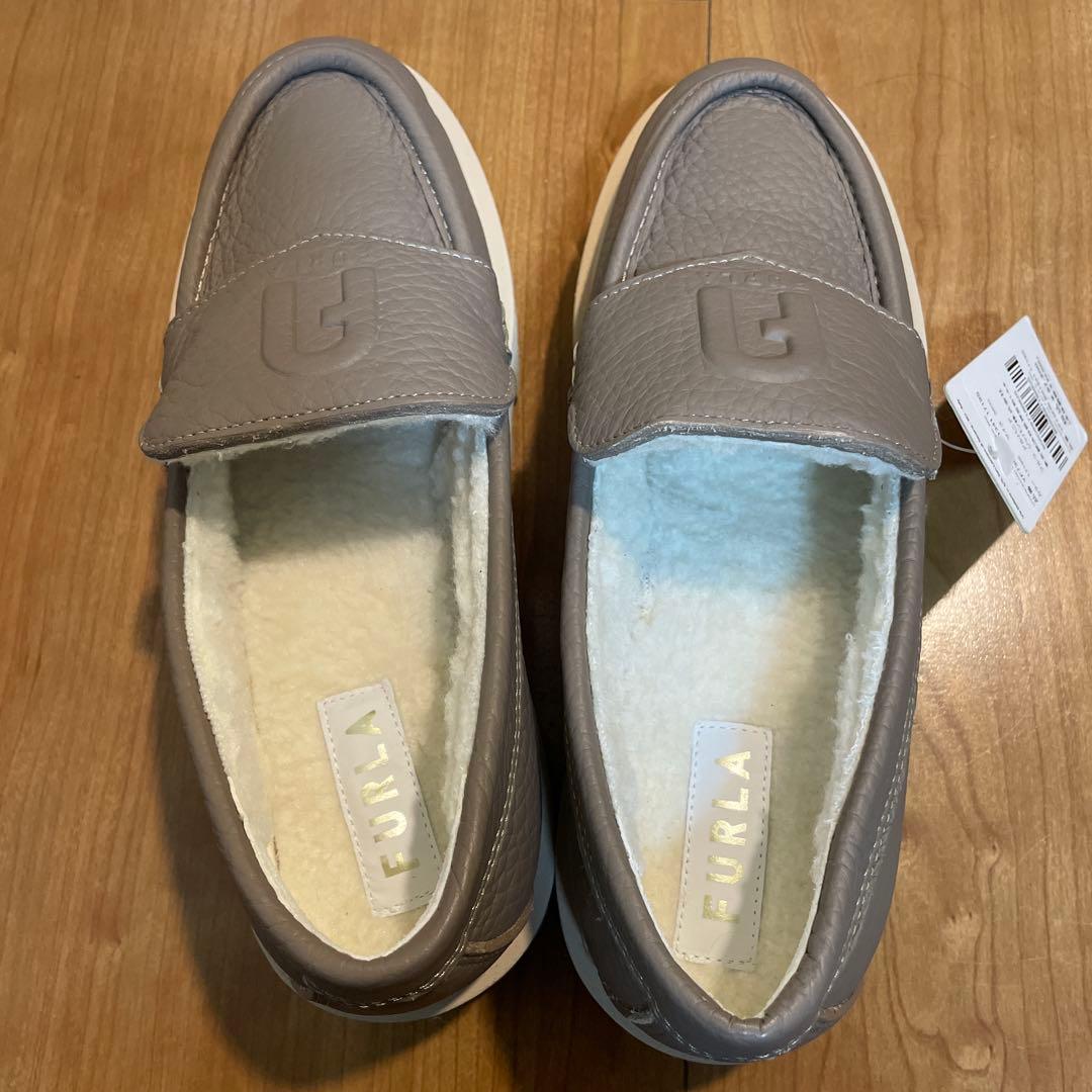 新品未使用　FURLA フルラ　ローファー　厚底　ムートン