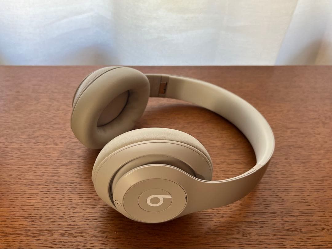 Beats Studio Pro サンドストーン ノイズキャンセリングヘッドホン