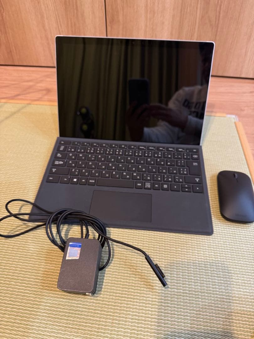 Microsoft Surface Pro シルバー 本体