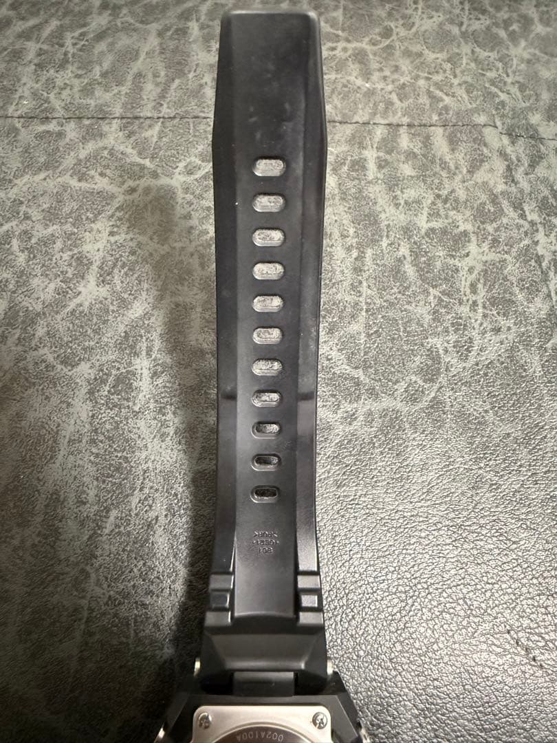 G-SHOCK GST-W110 ソーラー充電 腕時計