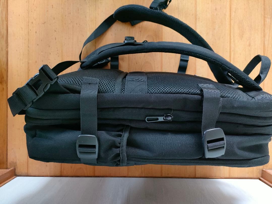 ●美品/Evoonマルチビジネスリュック2.0ブラック大容量20〜35L拡張可