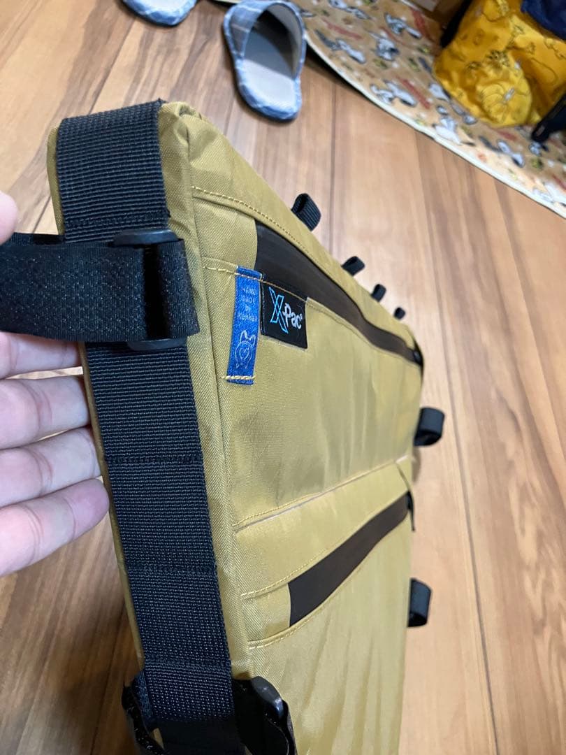 POMSAMハンドメイドフレームバッグ