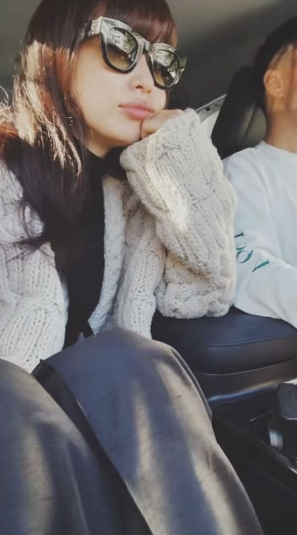 HER. 未使用 ハンドニットカーディガン ベージュ エトレ