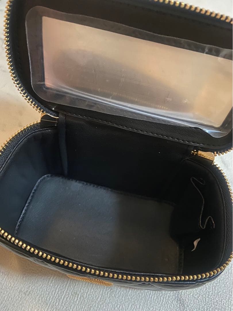 シャネル⭐︎ブラックバニティ　ノベルティ