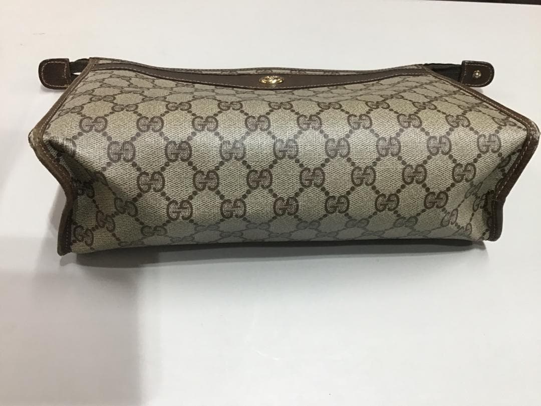 GUCCI GG柄 クラッチバッグ ベージュ Y089