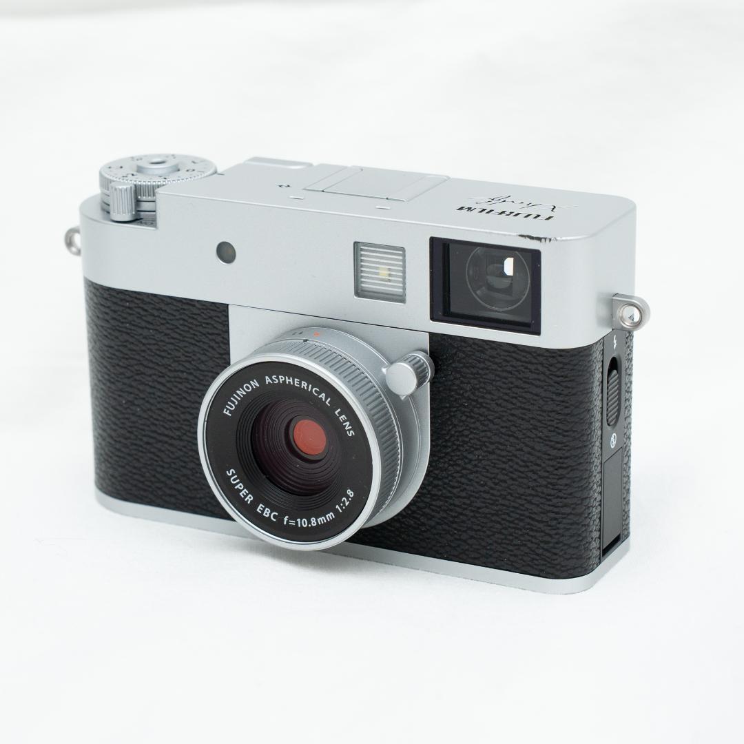 【コンパクトデジタルカメラ】 X half（X-HF1） / 富士フィルム