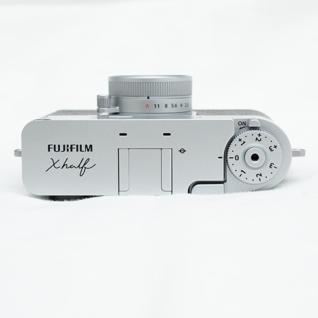 【コンパクトデジタルカメラ】 X half（X-HF1） / 富士フィルム