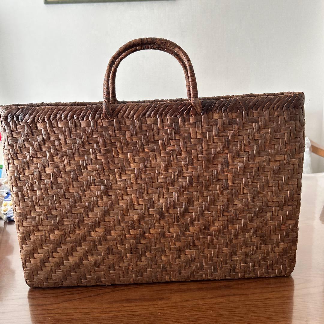 秋田県産山葡萄バッグ