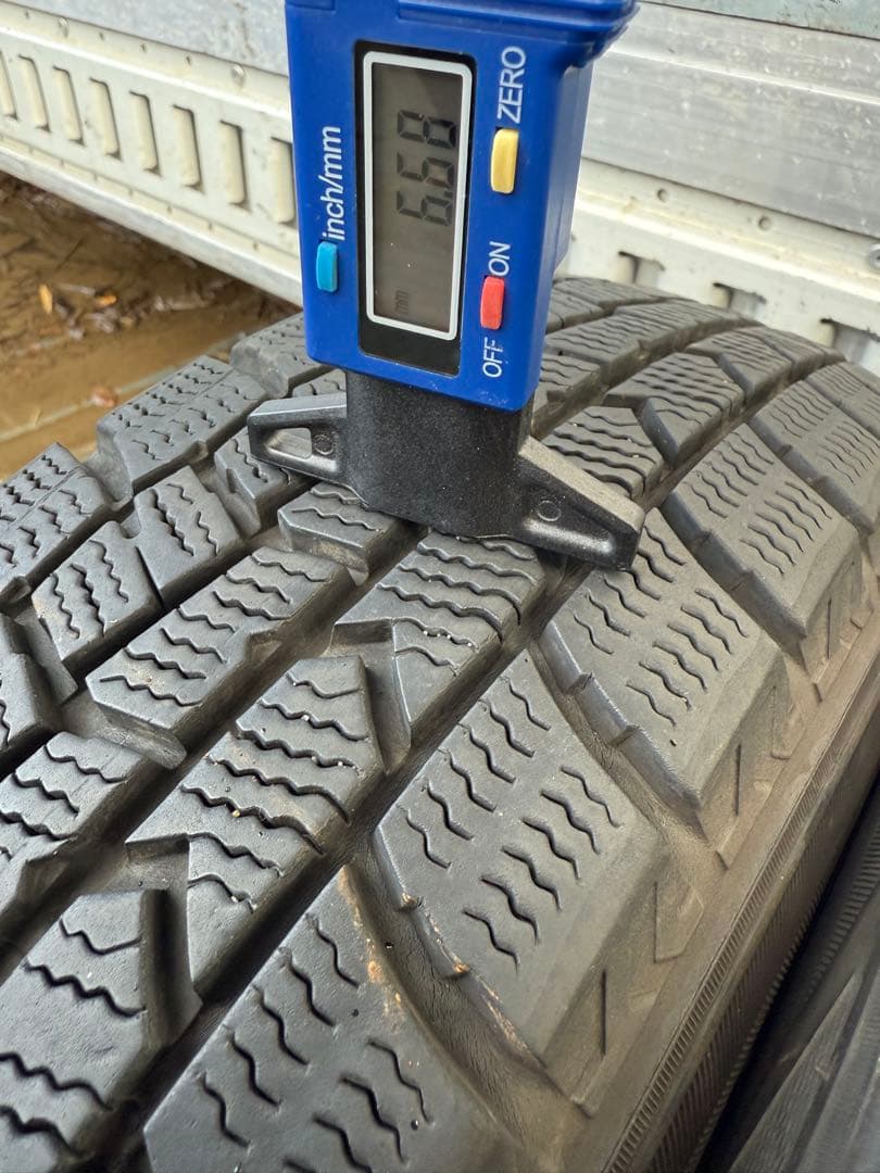 ダンロップスタッドレス155／70R13 75Qスチールホイールセット