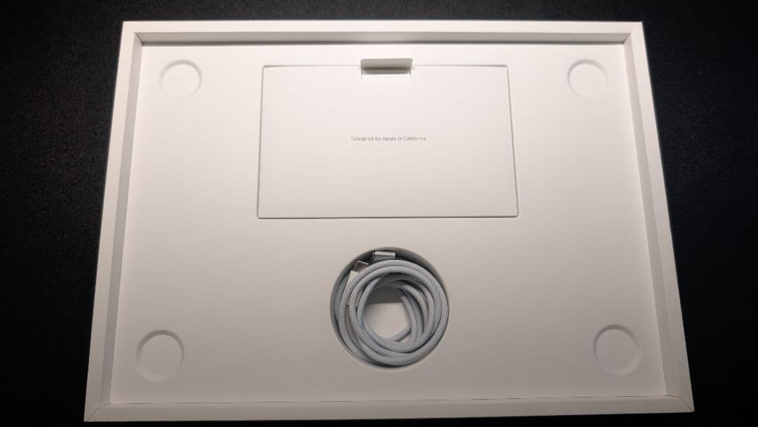 MacBook Air M2 8GBメモリ / 512GB