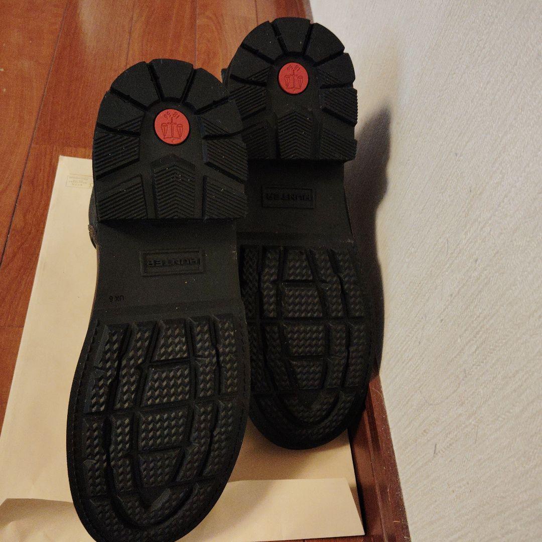 Hunter 防水 ブラック チェルシーブーツ