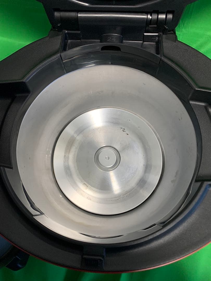 美品ヘルシオ ホットクック KN-HW24C-R 水なし自動調理鍋2018年製