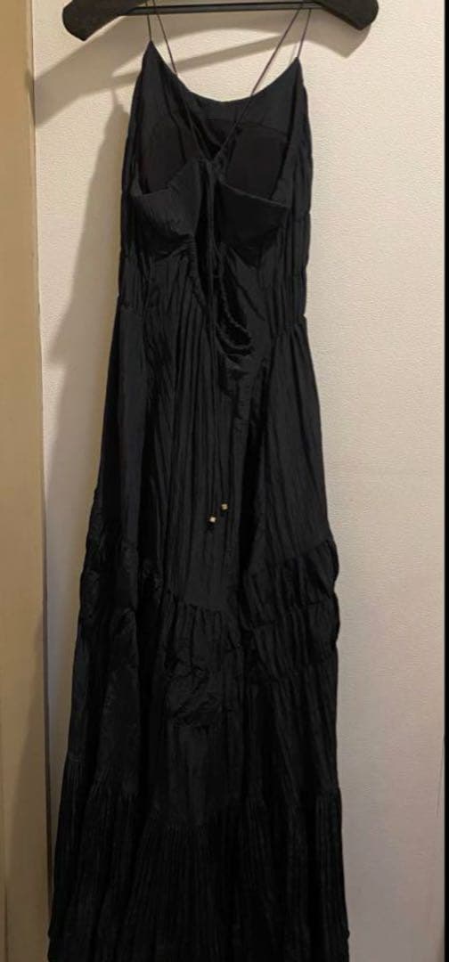 エステラケー　シャーリングプリーツティアードドレス